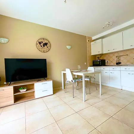 Playa Honda Dona Dina *